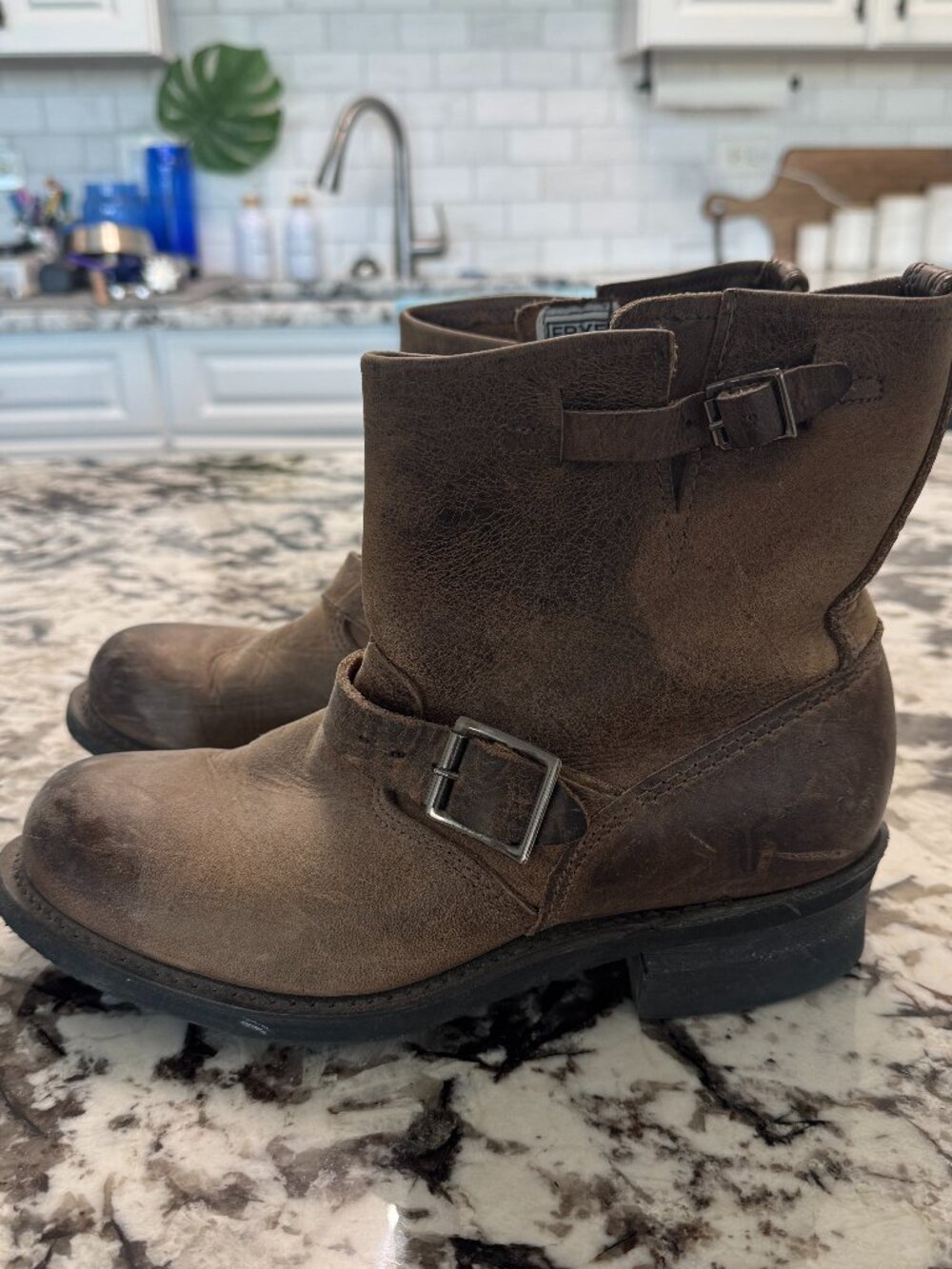 Frye Engineer 8R Brown Boots